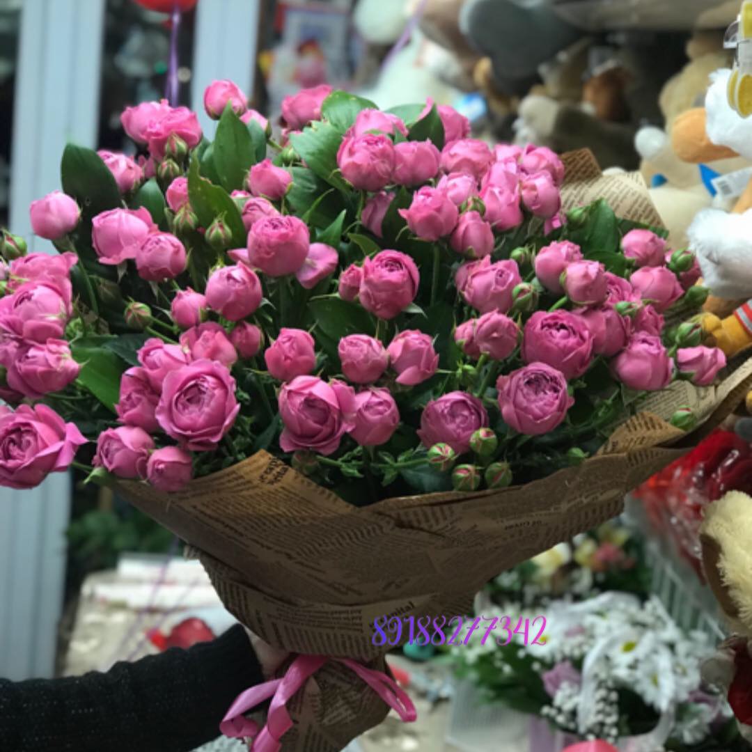 Пионовидные  розы